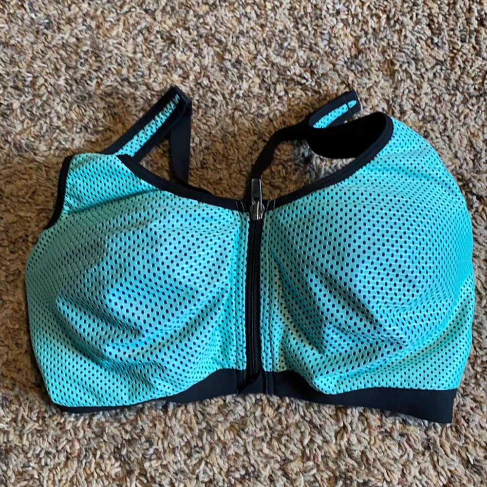 Victoria Sport Bra